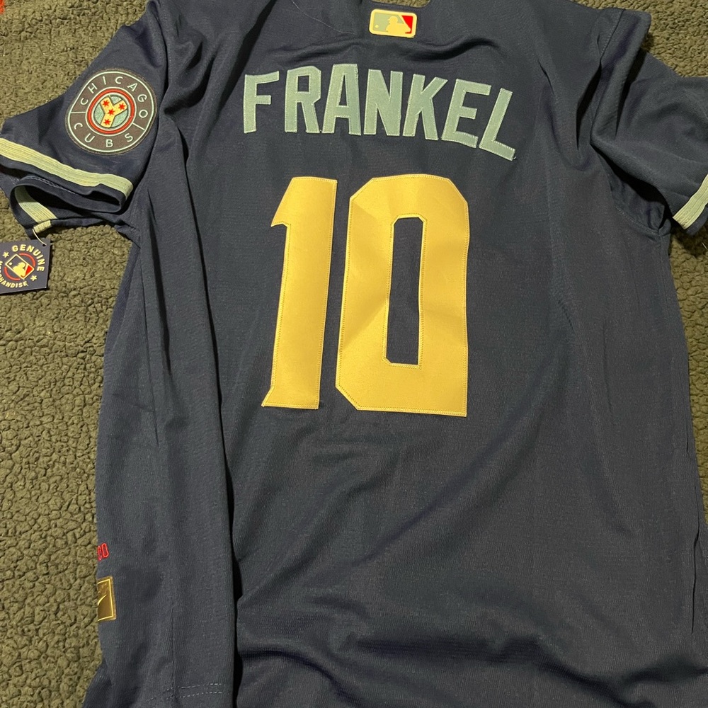 Nike Cubs jersey - Picture 2 of 5
